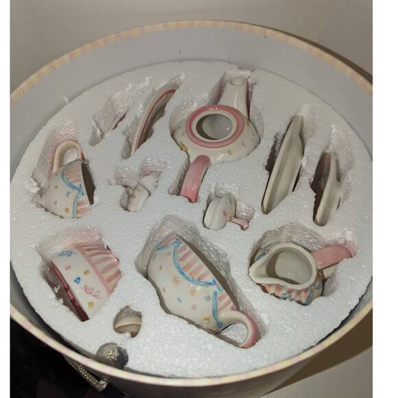 Bunnies by the Bay Netti Confetti Tea Set NWOT in Original Box Pretend Play Gift - Picture 10 of 11